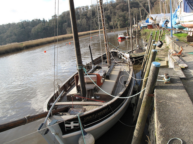 32141768670_7aa856bece_z