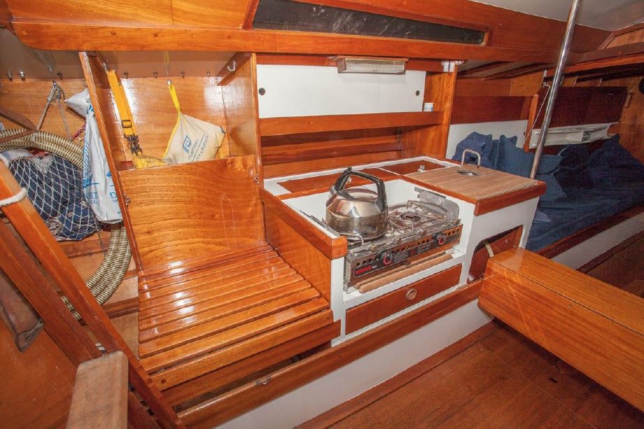 5267231_20150805060427423_1_XLARGE