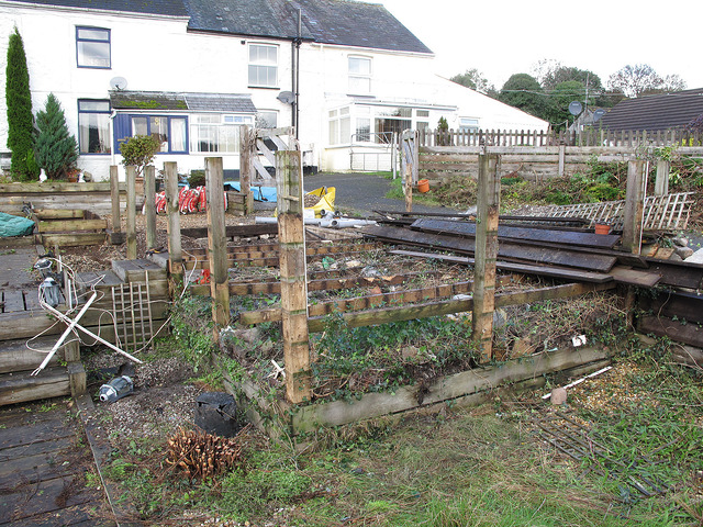 18206932306_f6951928dd_z