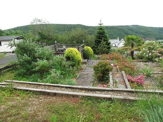 21944996661_1eb4be1360_z