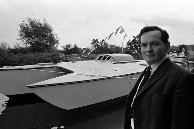 020FCF90000004B0-0-image-a-16_1515805994234 (1)